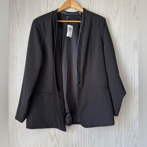 Torrid Black Blazer w/ PU Trim – Size 2X (18/20) – NWT